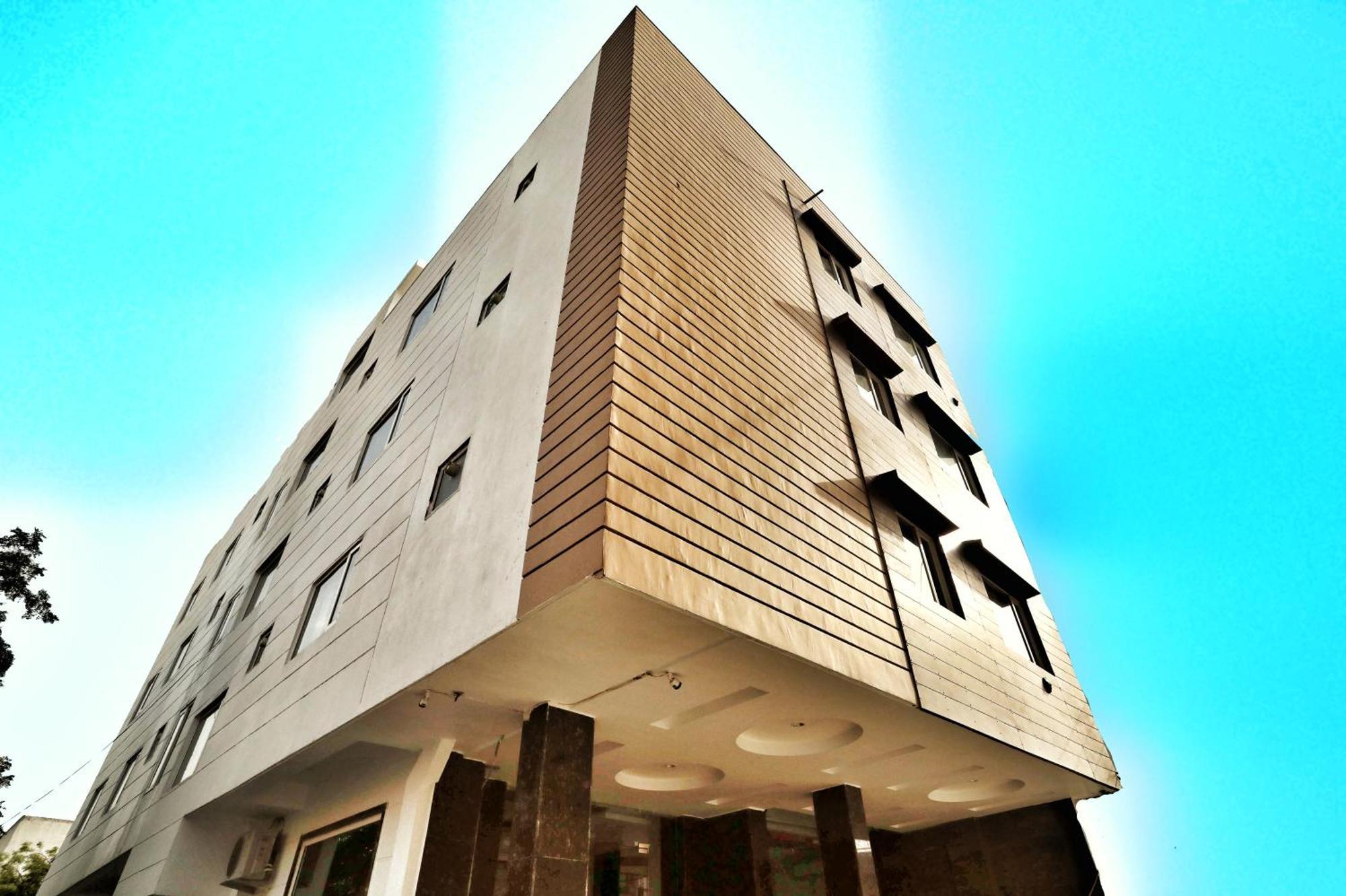 Hotel Delhi Aerocity, Nh 48 3*